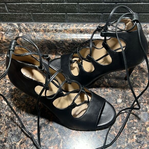 COACH KIRA HEEL SIZE 6B - Picture 3 of 14